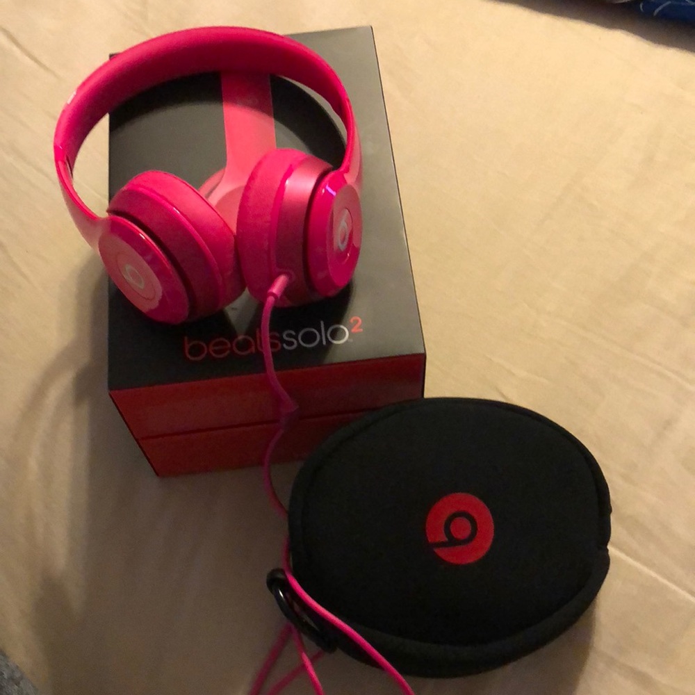 Beats solo 2✨